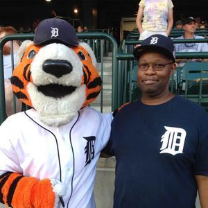 Meet your Posher, Deric